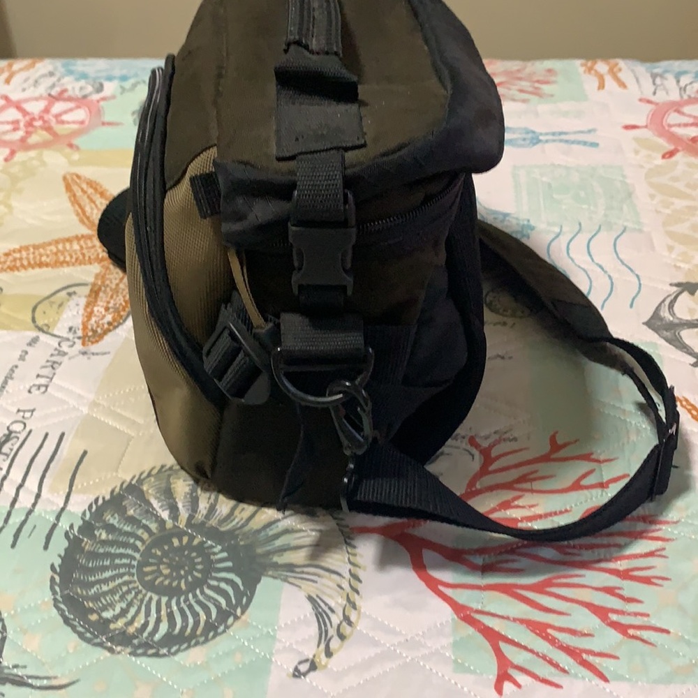 Tarmac camera case Like NEW Cond. - Picture 4 of 15